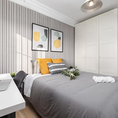 Nordik Rooms Urban - Urena "Grindavik" Малага Екстериор снимка